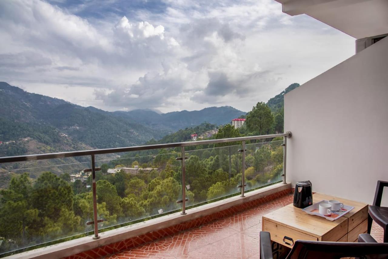 The Kasauli Western Uphills I Serviced Apartments I Pvt Balcony I Peacefull Area I By Exotic Stays ภายนอก รูปภาพ